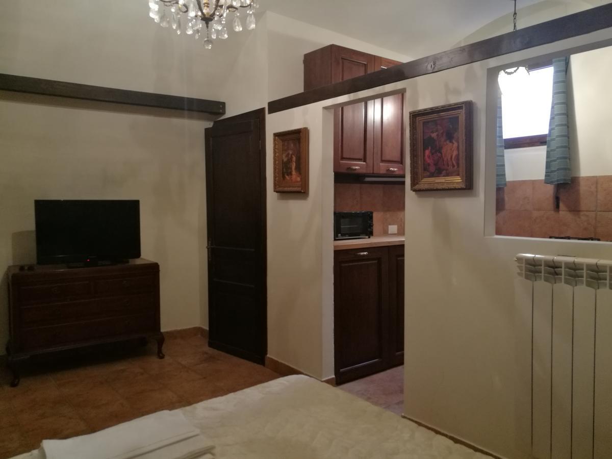 Legacy Bed & Breakfast Sulmona Exterior foto