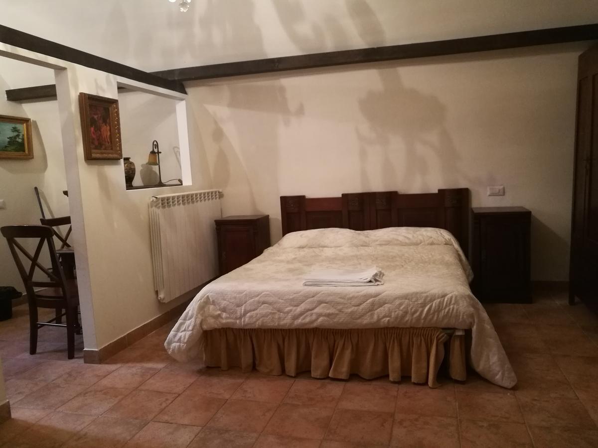 Legacy Bed & Breakfast Sulmona Exterior foto