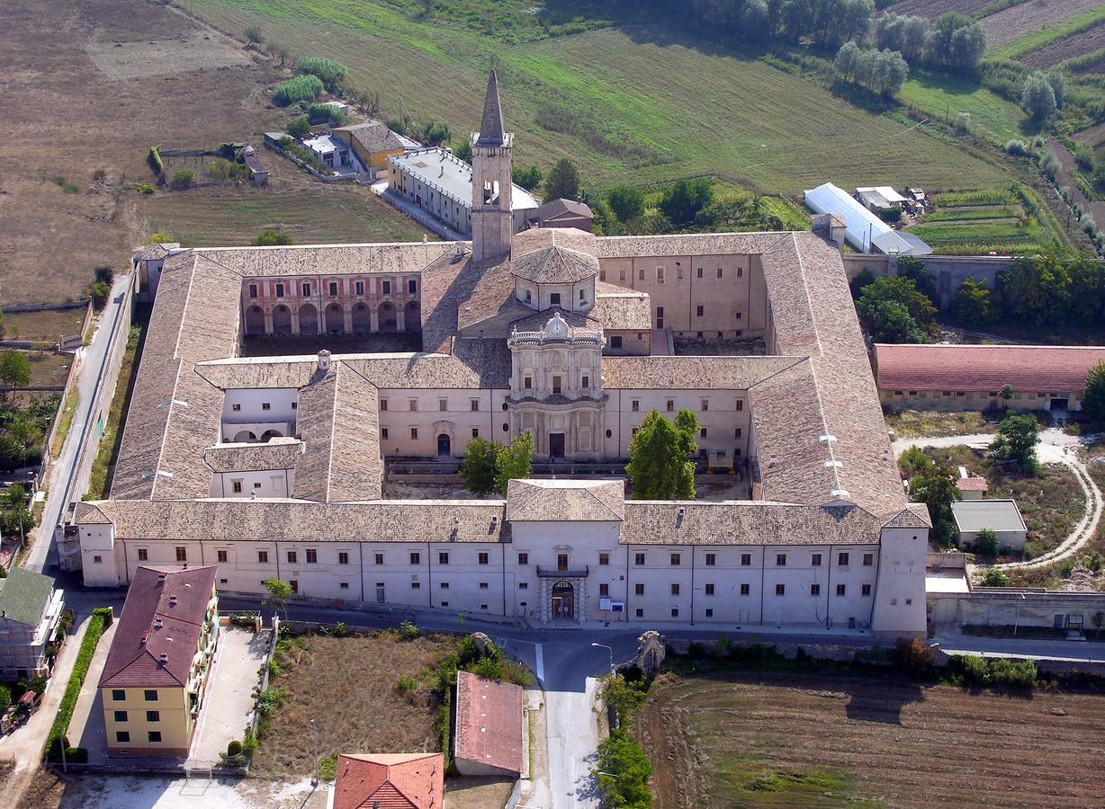 Legacy Bed & Breakfast Sulmona Exterior foto